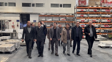 بازدید مدیرعامل تامین اجتماعی استان اردبیل از کارخانه آکوباتری