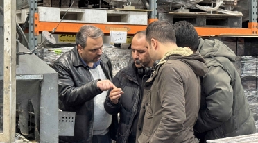 بازدید شرکت همراه اول از کارخانه آکوباتری