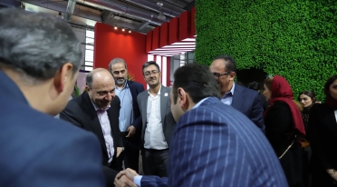 آکوباتری در الکامپ ۱۴۰۵