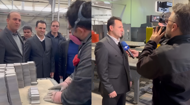 مدیرعامل سازمان تأمین اجتماعی در خط تولید کارخانه آکوباتری