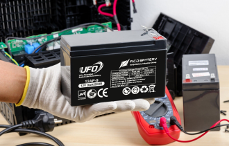 روش‌های بهینه برای نگهداری و افزایش عمر باتری UPS