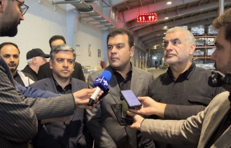 بازدید دکتر حسین افشین و دکتر علی نیکزاد از کارخانه آکوباتری و خطوط تولید باتری