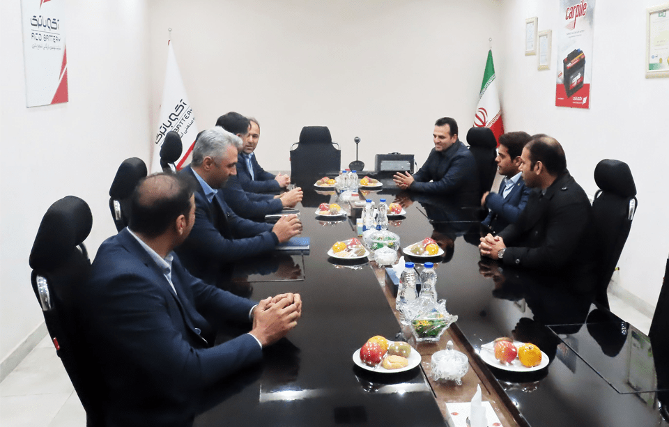 بازدید مدیران بانک سینا از کارخانه اشجع باتری