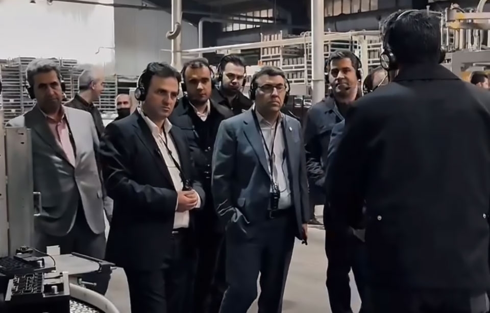 بازدید مدیرعامل سازمان بورس و اوراق بهادار از کارخانجات آکوباتری